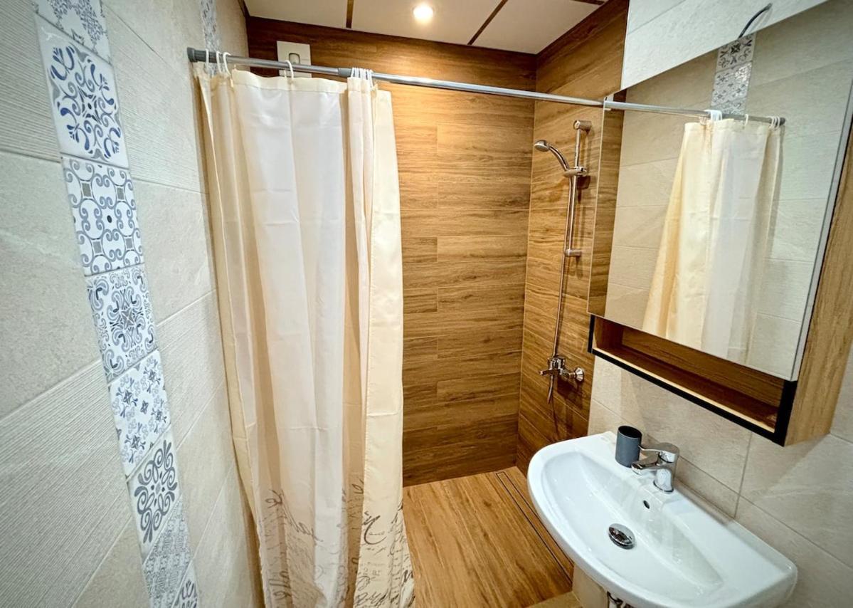 Apartment просторен и уютен двустаен в долен лозенец - кварталът на артистите